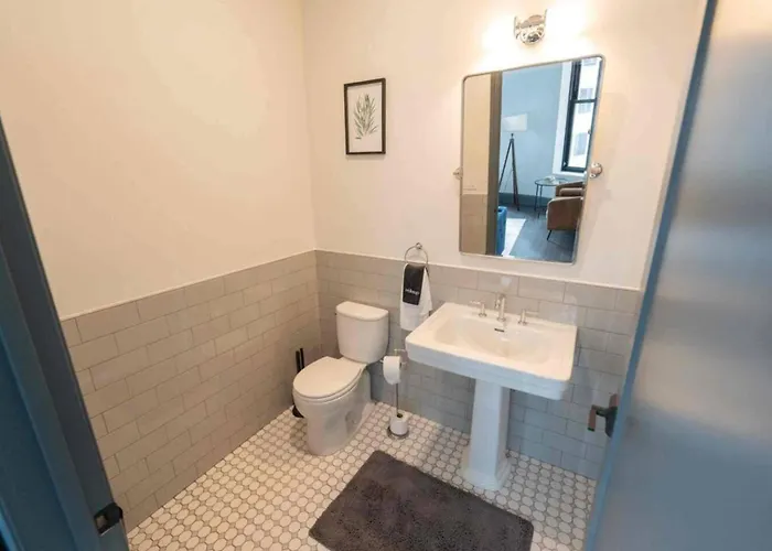 Apartment Urban 1br Downtown-close Pittsburgh